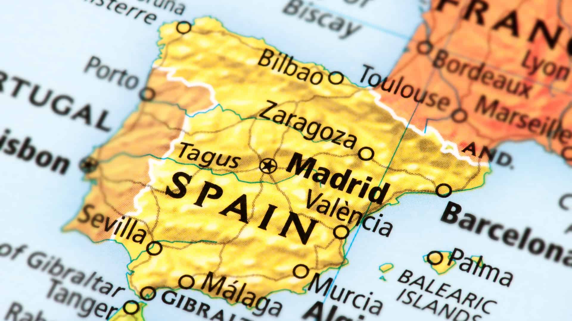 Increasing Number of Americans Flock to Spain, Prompting Soaring Real Estate Costs